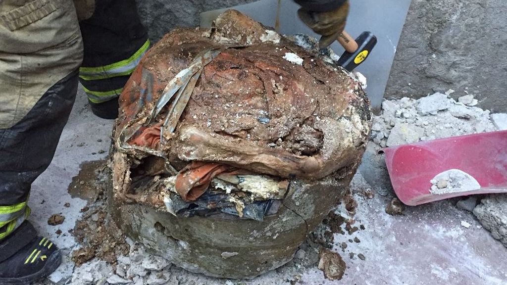 Hallan cuerpo dentro de bote de plástico en la GAM - hallan-cuerpo-tambo-gam-2