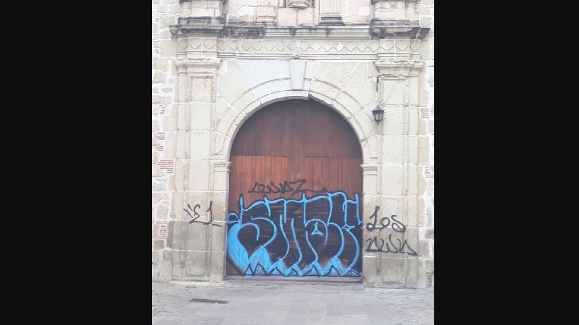 Vandalizan templo de San Agustín en Oaxaca
