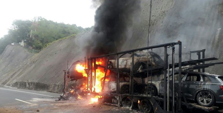 Incendio de tráiler nodriza en Veracruz - incendio-madrina2