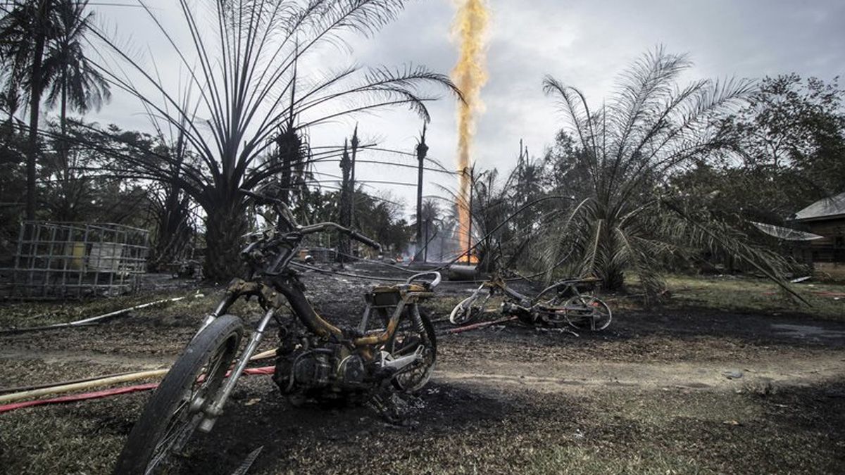 Incendio en pozo petrolero de Indonesia deja 18 muertos - incendio-pozo-petrolero-indonesia-muertos-1