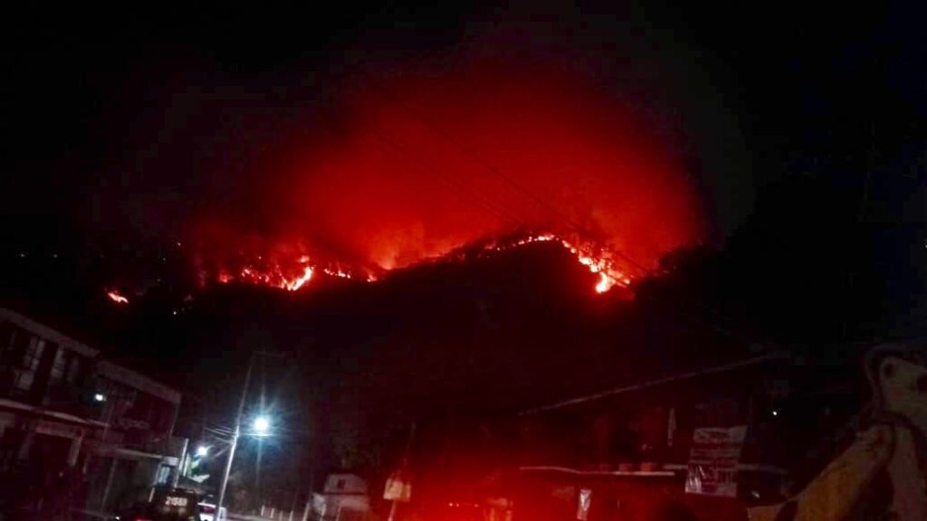 Incendio consume 250 hectáreas de bosque en Monte Alto - incendio-valle-de-bravo-monte-alto