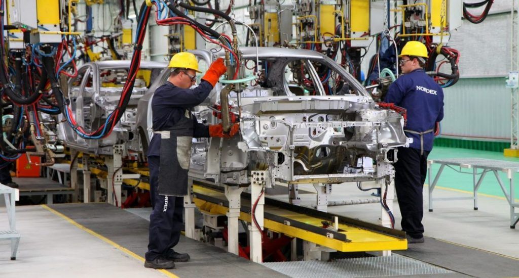 Aumentan producción y exportación de automóviles en México - indsutria-automotriz-e1523297946510-1024x550