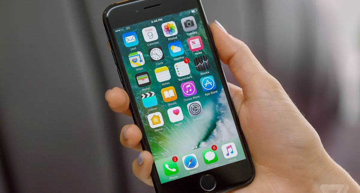 Apple reembolsará más de mil pesos a usuarios que remplazaron batería del iPhone - iphone-apple-celular-telefono