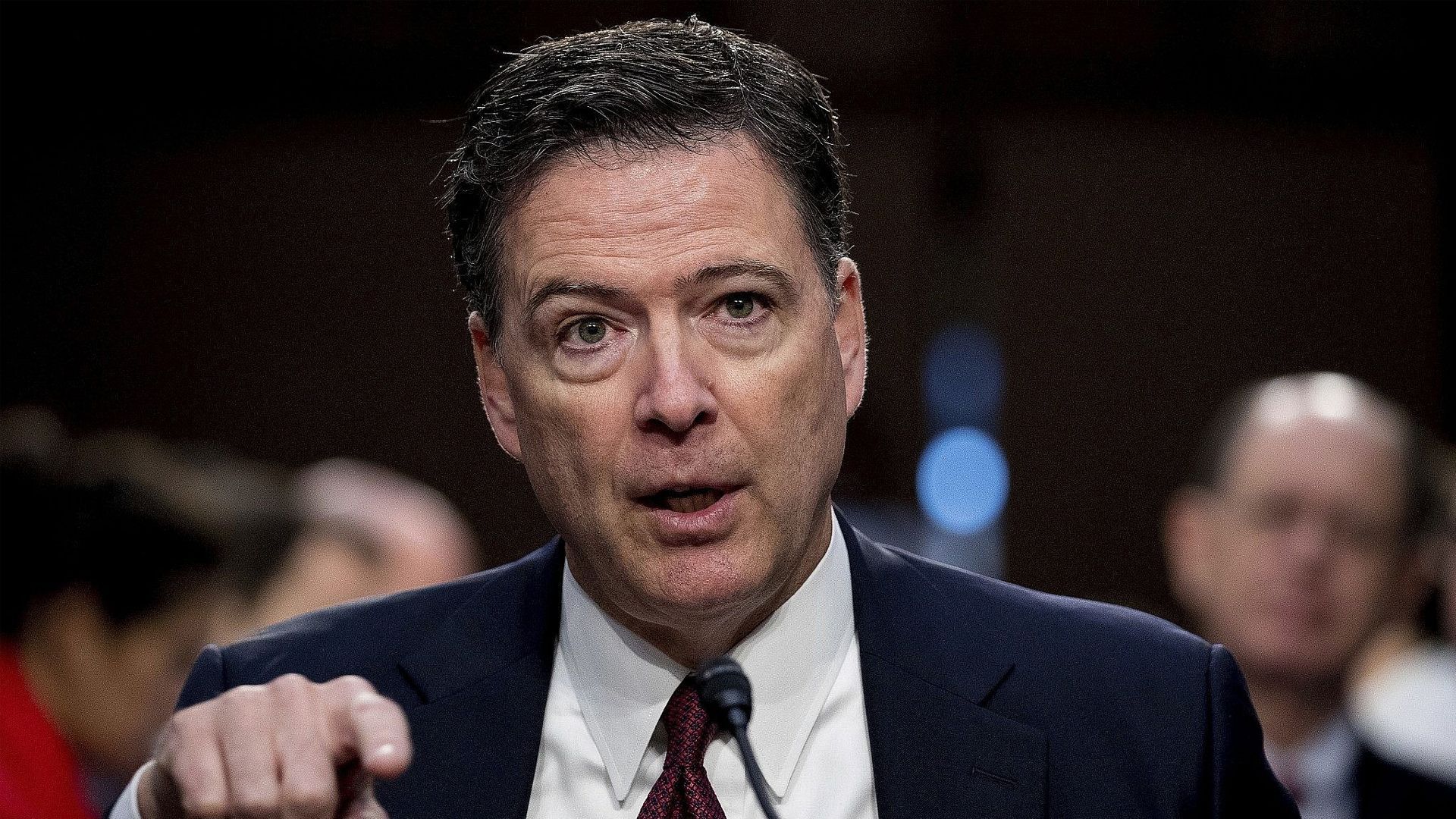 Comey describe a Trump como mentiroso congénito y líder carente de ética