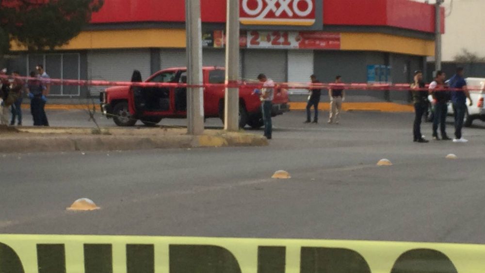 Atacan a escoltas del gobernador chihuahuense Corral