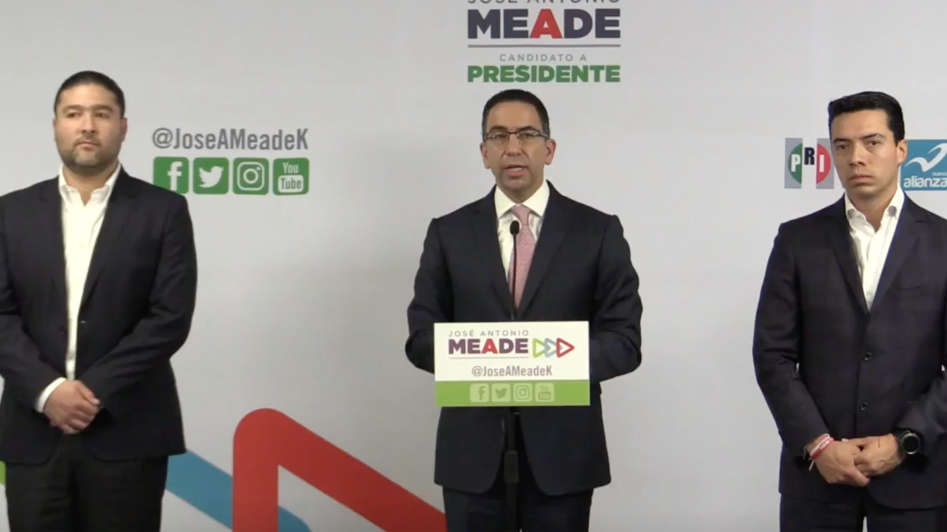 #Video Lozano exige a la PGR investigar a Anaya por lavado de dinero