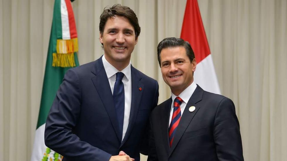 Peña Nieto y Trudeau condenan aranceles de EE.UU. - justin-trudeau-y-enrique-pena-nieto-epn-cumbre-de-las-americas