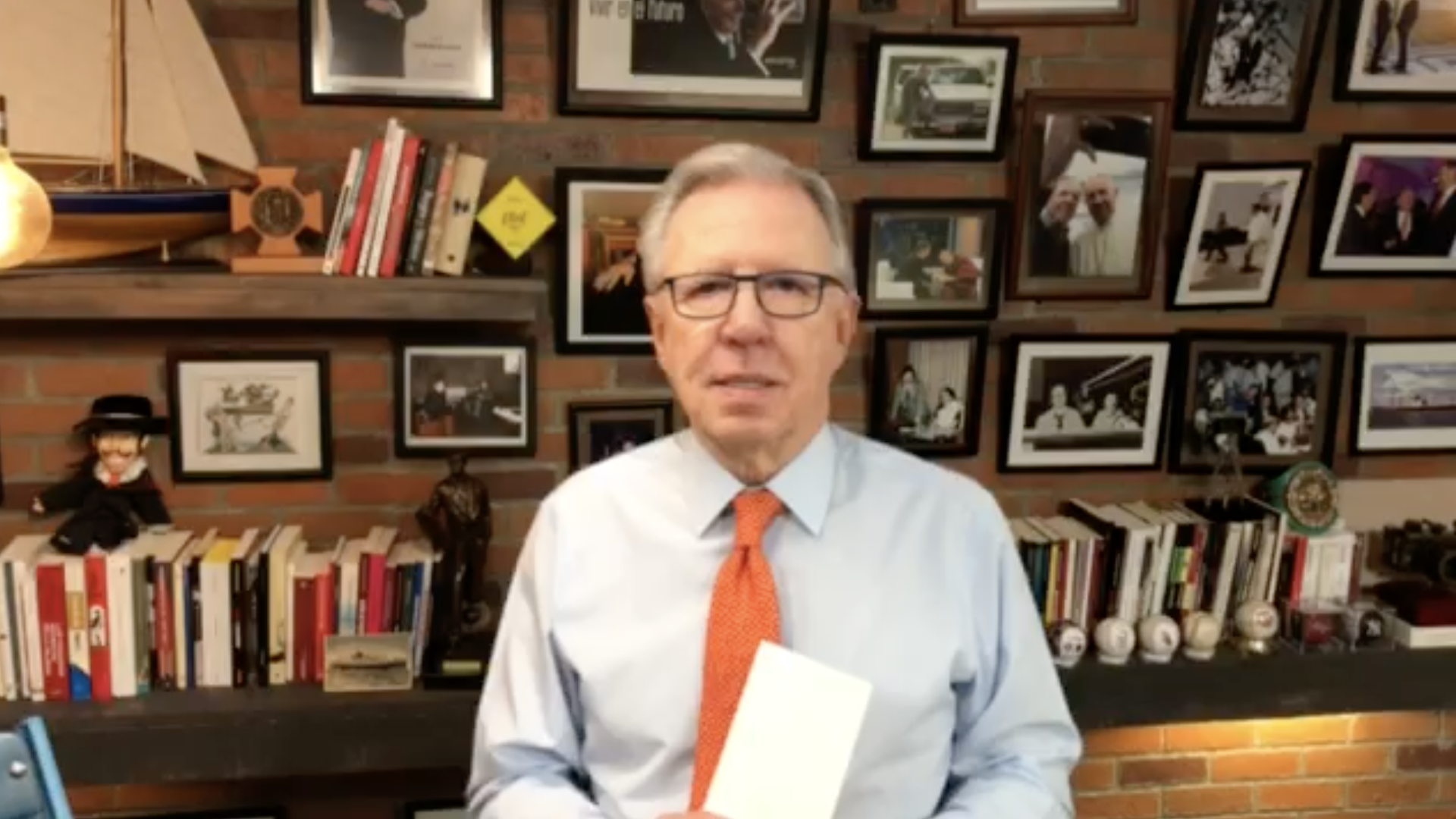 ¡Las noticias! Buscan a asesinos de profesora de la UNAM