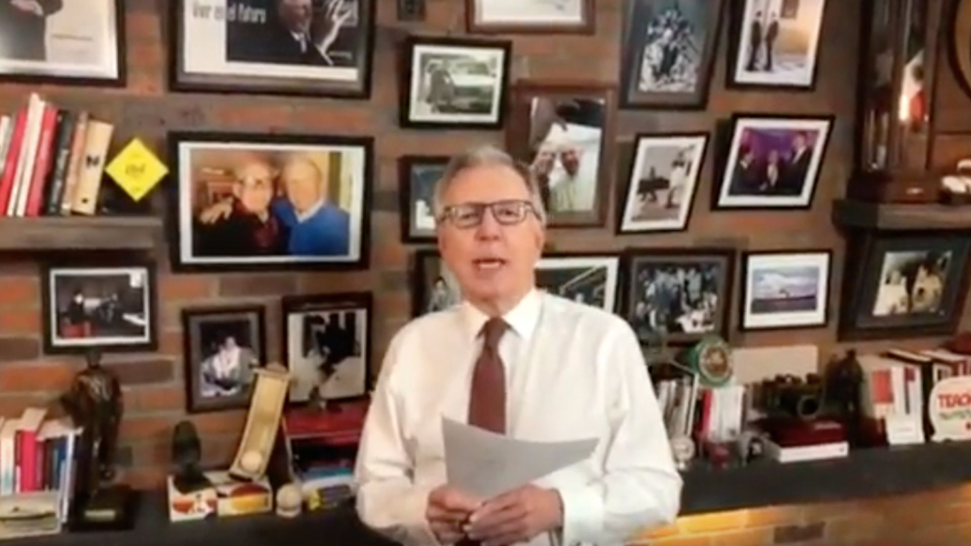 ¡Las noticias! Trump anuncia que va a militarizar la frontera y amenaza con terminar el TLC