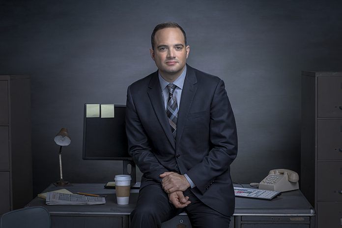 INE confirma a Yuriria Sierra y León Krauze como moderadores para el segundo debate - leon-krauze-696x464