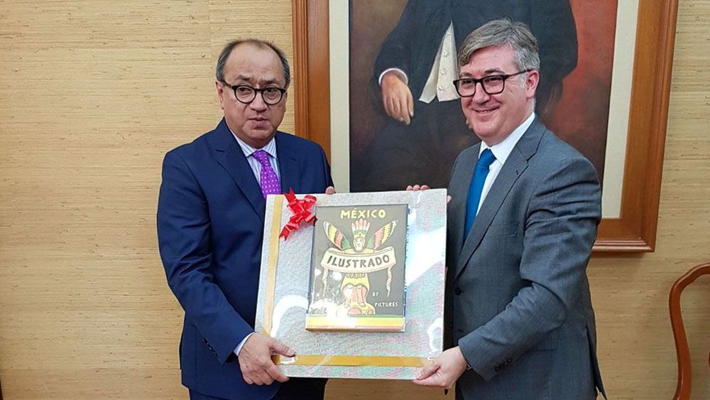 Secretario de Educación español destaca reforma educativa de México