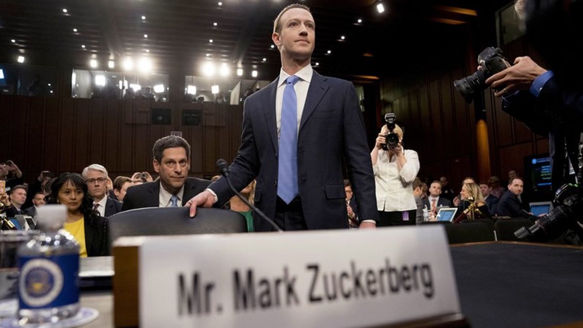 Zuckerberg no eliminará comentarios en Facebook que niegan el Holocausto - mark-zuckerberg-facebook