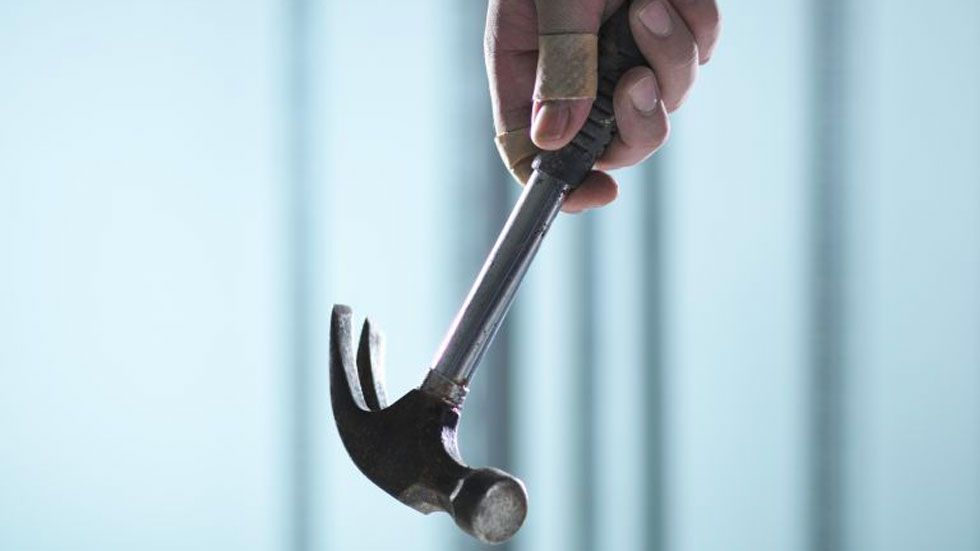 Asesina a martillazos a su pareja en la Narvarte