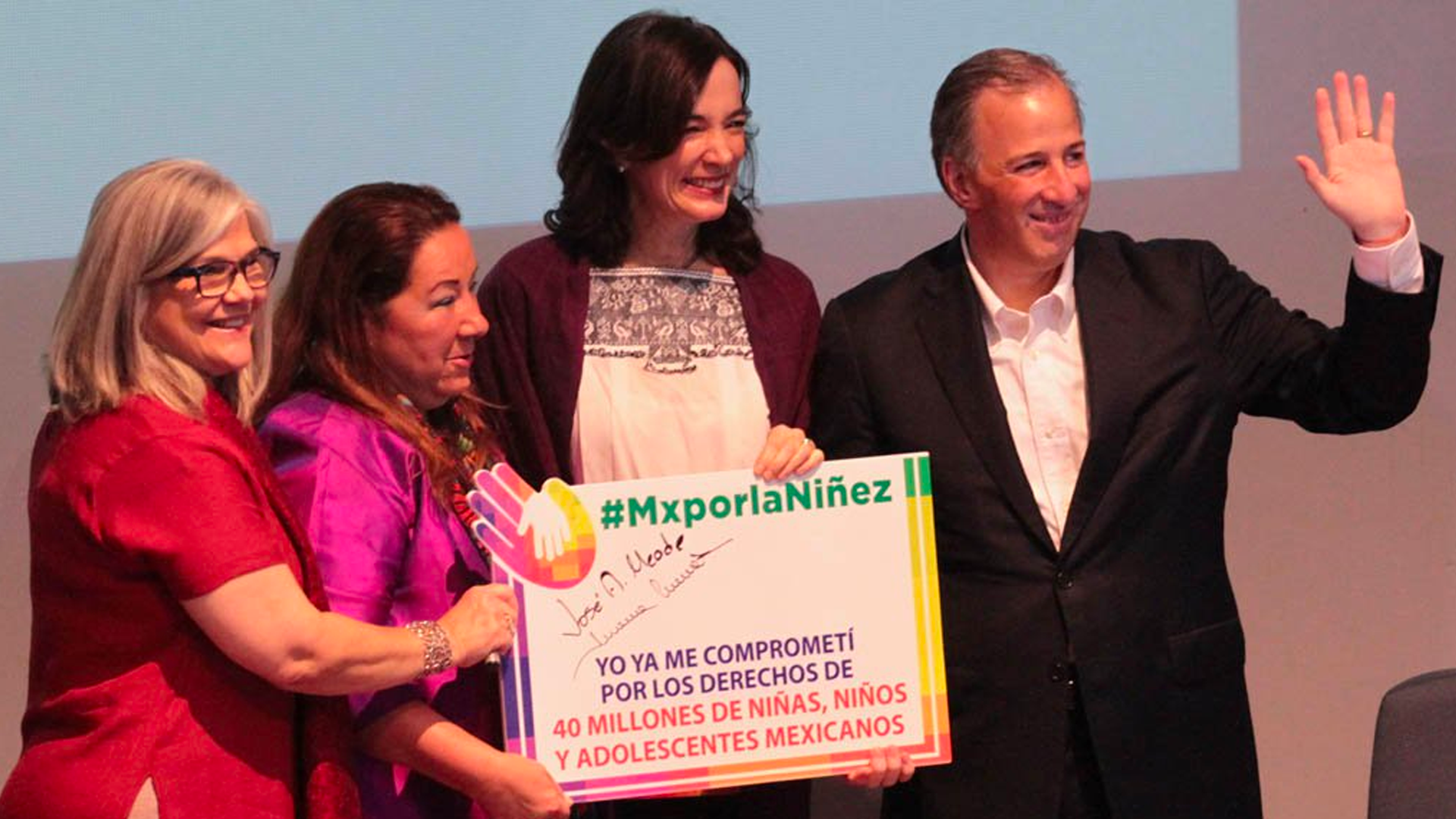 Meade se compromete a abatir la pobreza en la primera infancia
