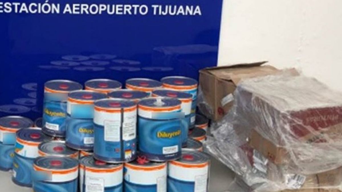 Encuentran 112 litros de metanfetamina en latas de pintura en Tijuana