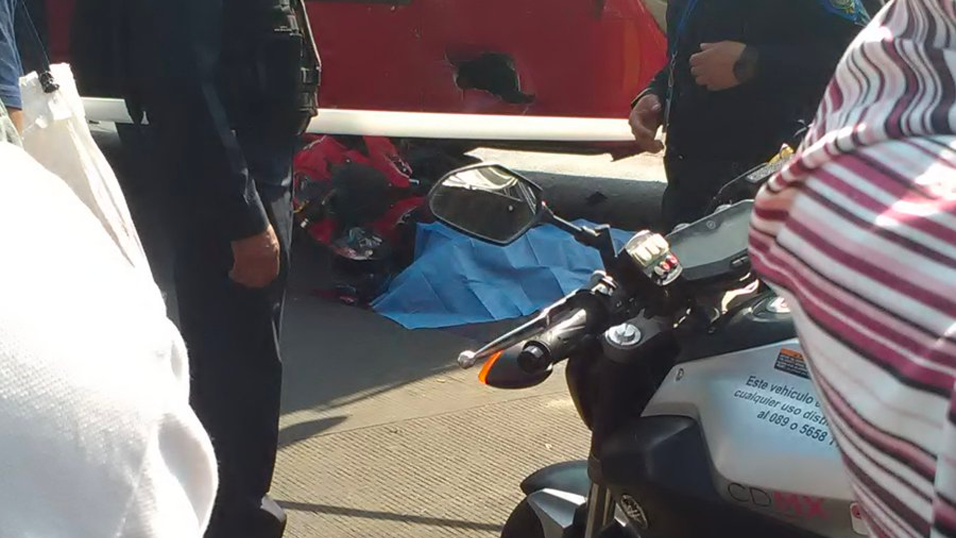 Metrobús mata a motociclista en Tepalcates