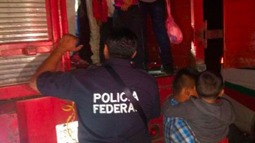 Rescatan a 191 migrantes que viajaban en condiciones infrahumanas Rescatan a 191 migrantes que viajaban en condiciones infrahumanas