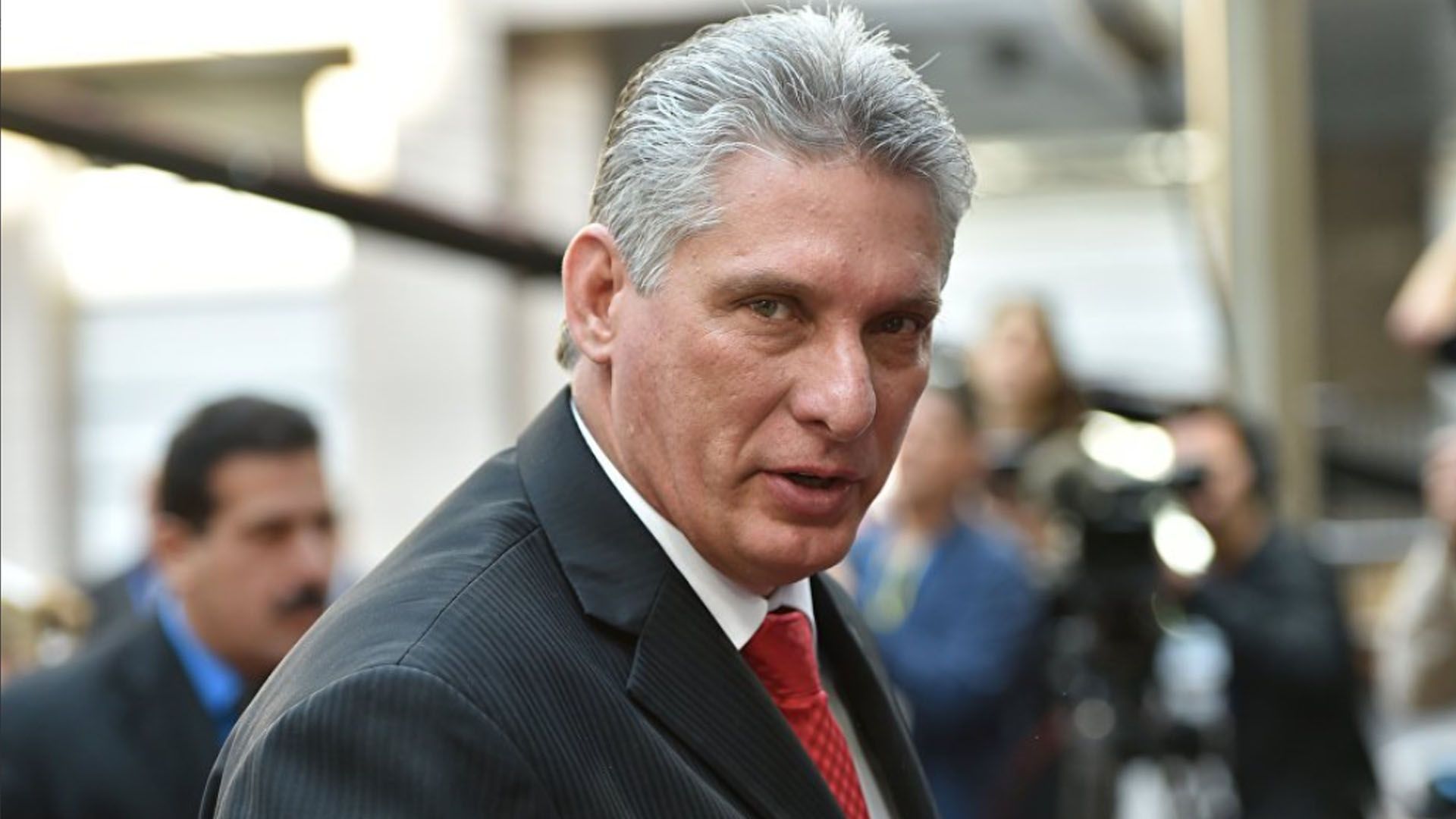 Cuba brindará todo el apoyo posible a AMLO: Díaz-Canel Cuba brindará todo el apoyo posible a AMLO: Díaz-Canel