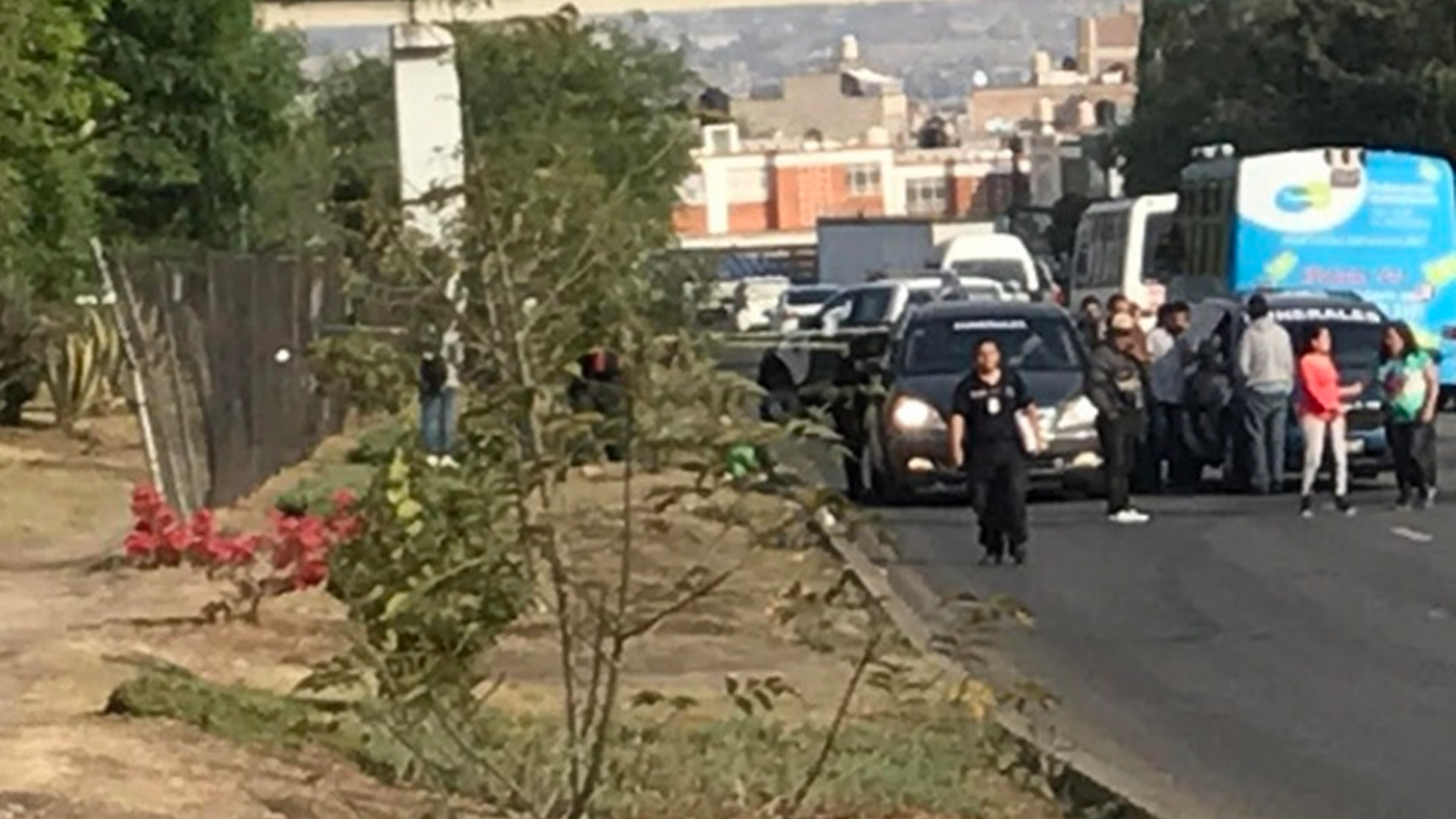 Mueren motociclistas tras impactarse contra camellón en Atizapán de Zaragoza