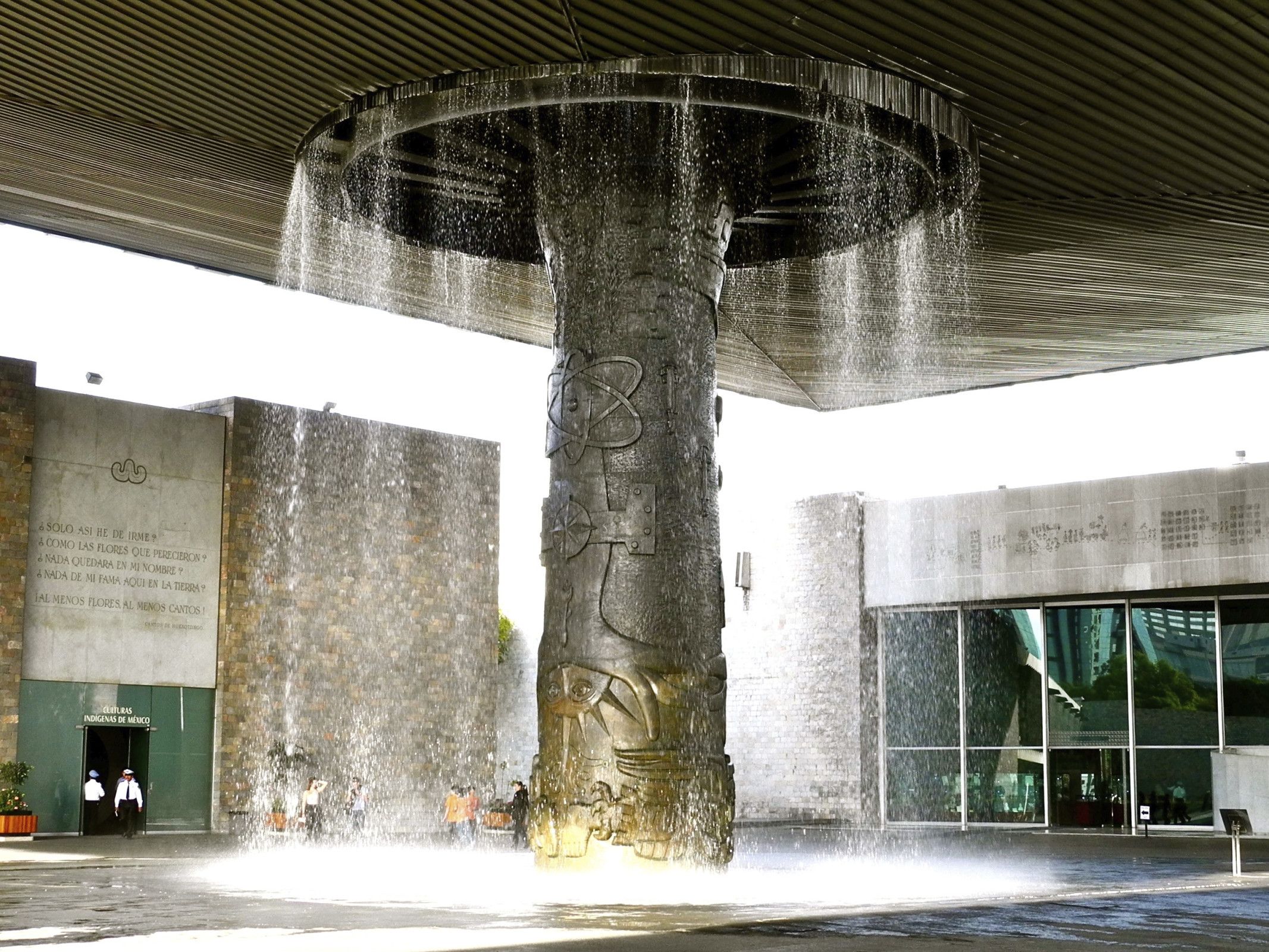 Falta de difusión e interés las principales causas de que no se visiten museos en México - museo-de-antropologia-e-historia-ciudad-de-mexico-fuente