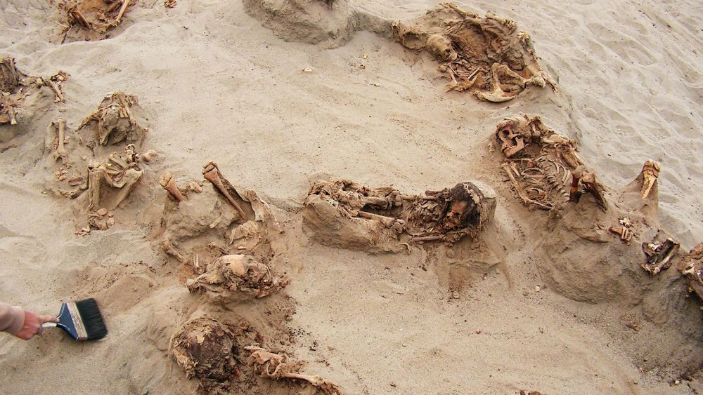 Hallan en Perú la mayor evidencia de sacrificio infantil en el mundo