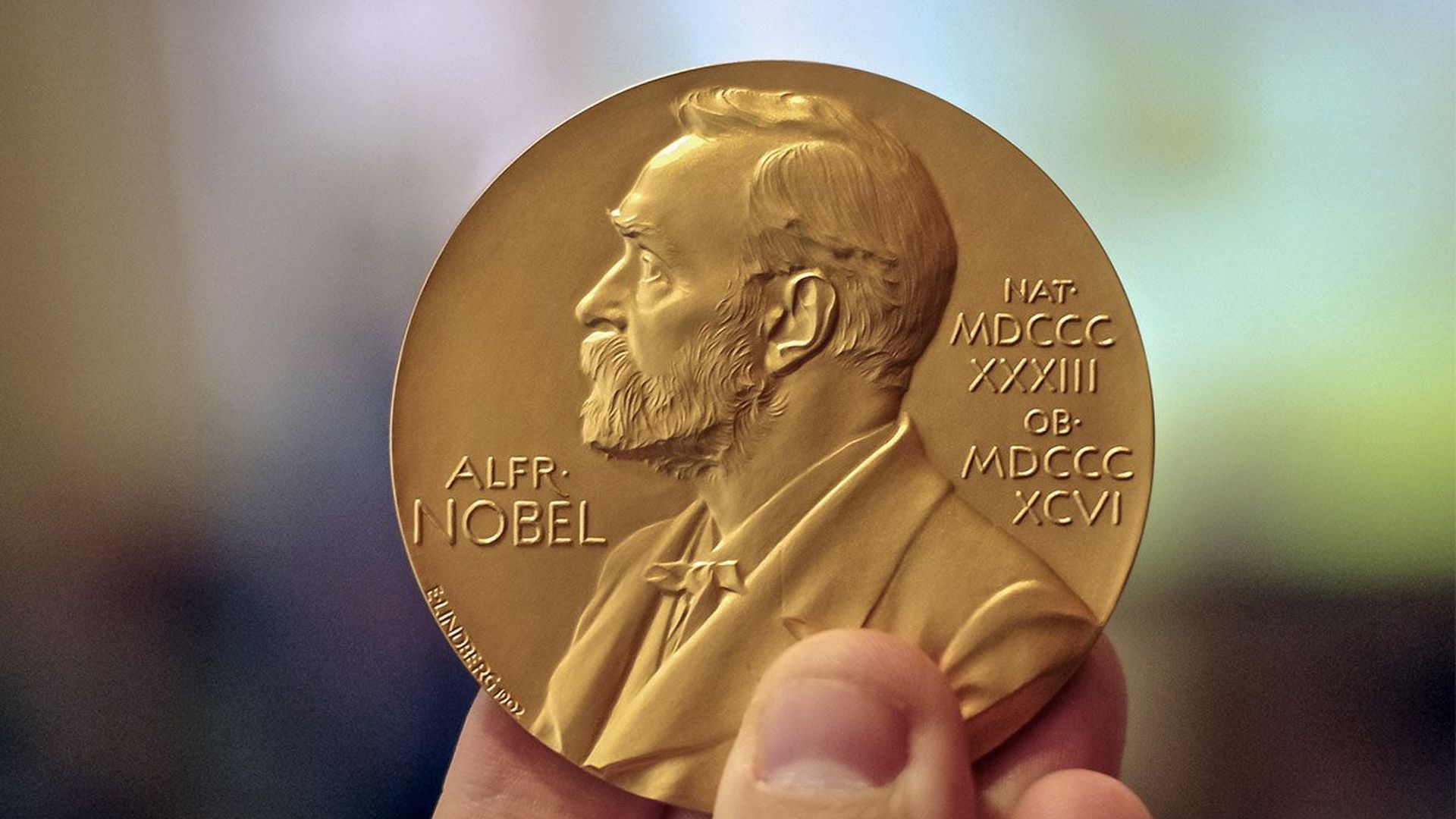 Renuncia directora de la Academia a cargo del Nobel de Literatura