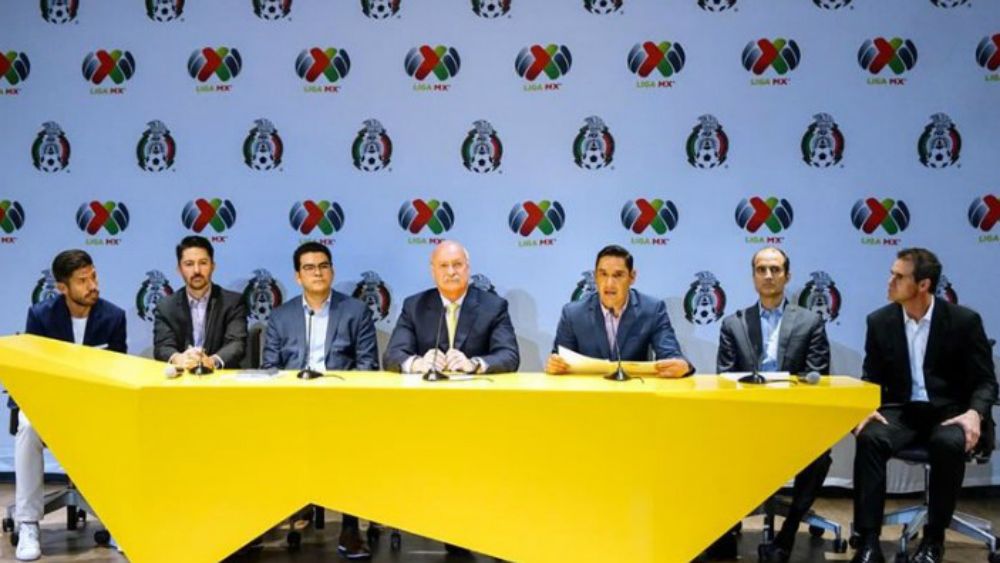 Acaban con el absurdo Pacto de Caballeros