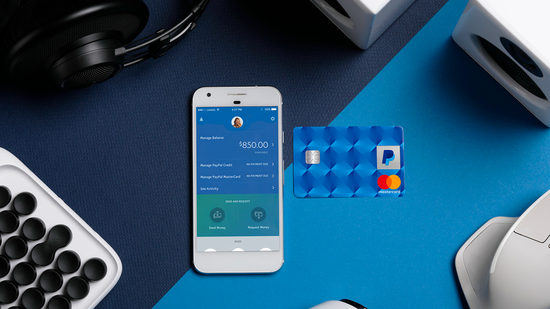 PayPal emitirá tarjetas de débito con posibilidad de retirar en cajeros