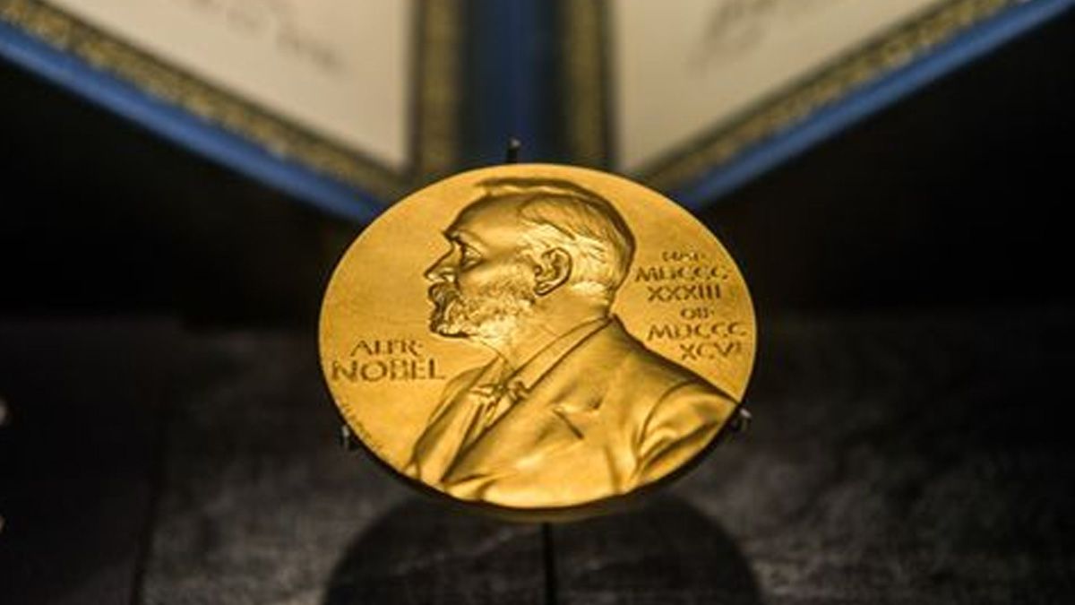 Academia Sueca analiza posponer entrega del Nobel de Literatura