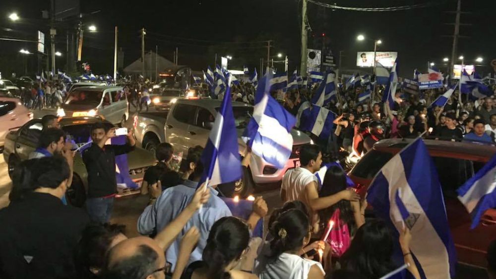 Represión en Nicaragua deja al menos 63 muertos - protestas-nicaragua-noche