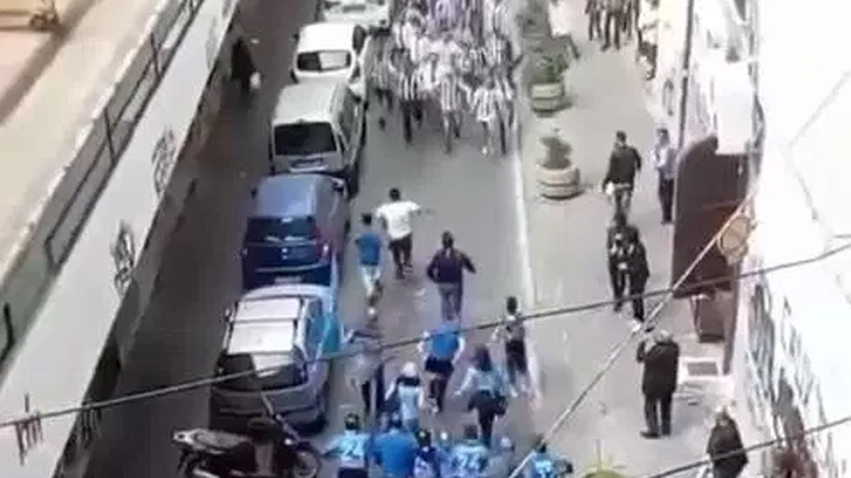 #Video Seguidores de Juventus y Napoli se abrazan en Turín