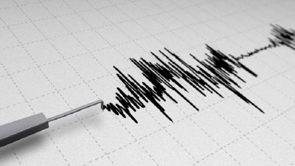 Sismo magnitud 7.6 sacude el norte de Japón y activa una alerta de tsunami