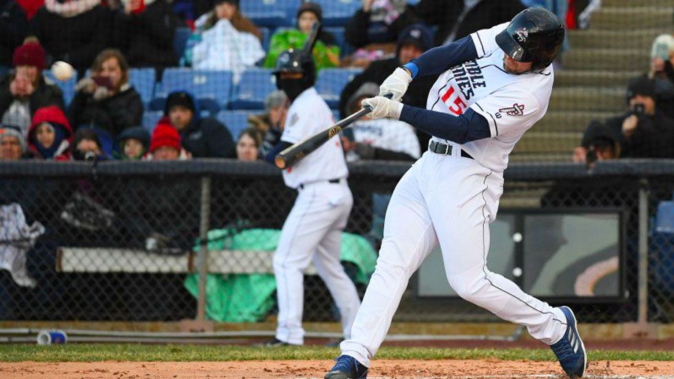 #Video Tebow conecta cuadrangular de tres carreras