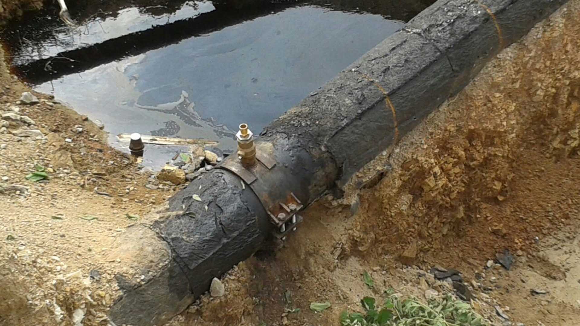 SCJN prevé deslindar a Pemex de derrames en tomas clandestinas