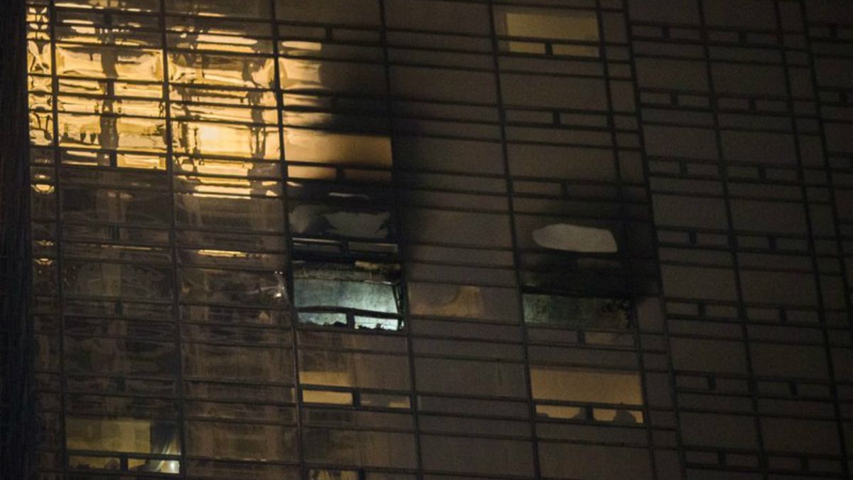 Muere hombre en incendio en la Torre Trump de Nueva York Muere hombre en incendio en la Torre Trump de Nueva York