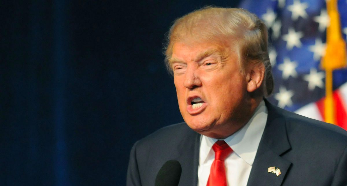 Trump responde a documentos desclasificados del exdirector de FBI