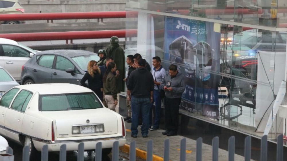 Matan a empleado en oficinas de línea de autobús en Monterrey