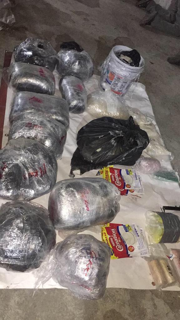 Decomisan arsenal en Tamaulipas - whatsapp-image-2018-04-27-at-210035