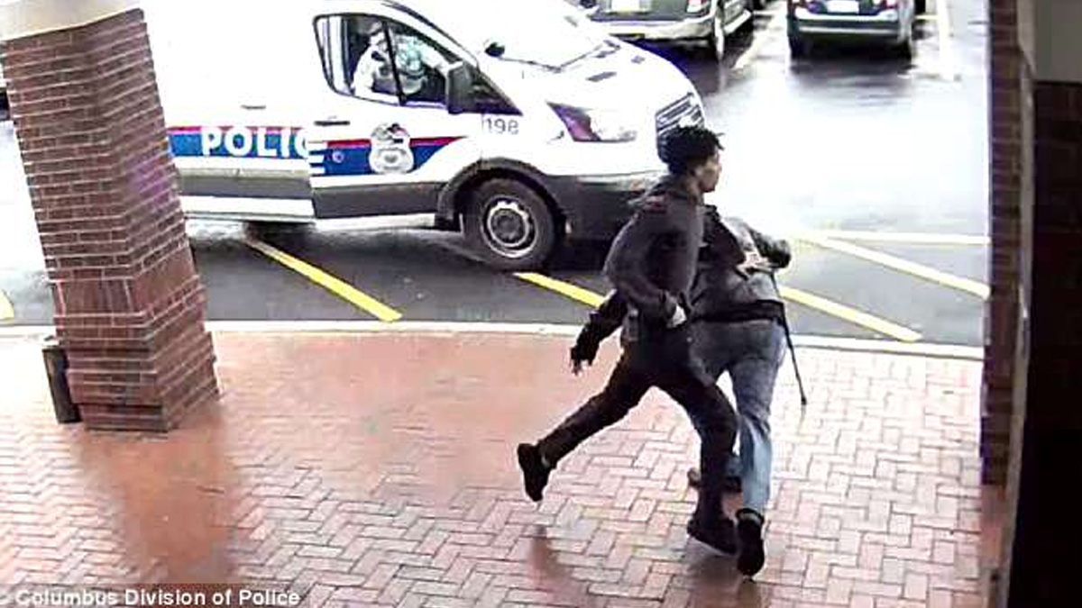 #Video Abuelo apoya en detención de ladrón armado