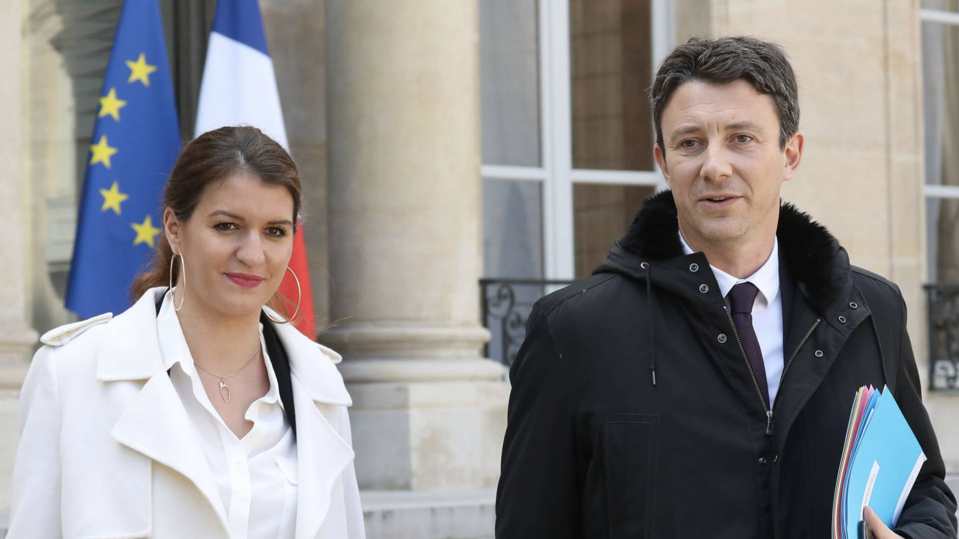 Multarían hasta con 750 euros a quienes chiflen a mujeres en Francia - acoso-francias