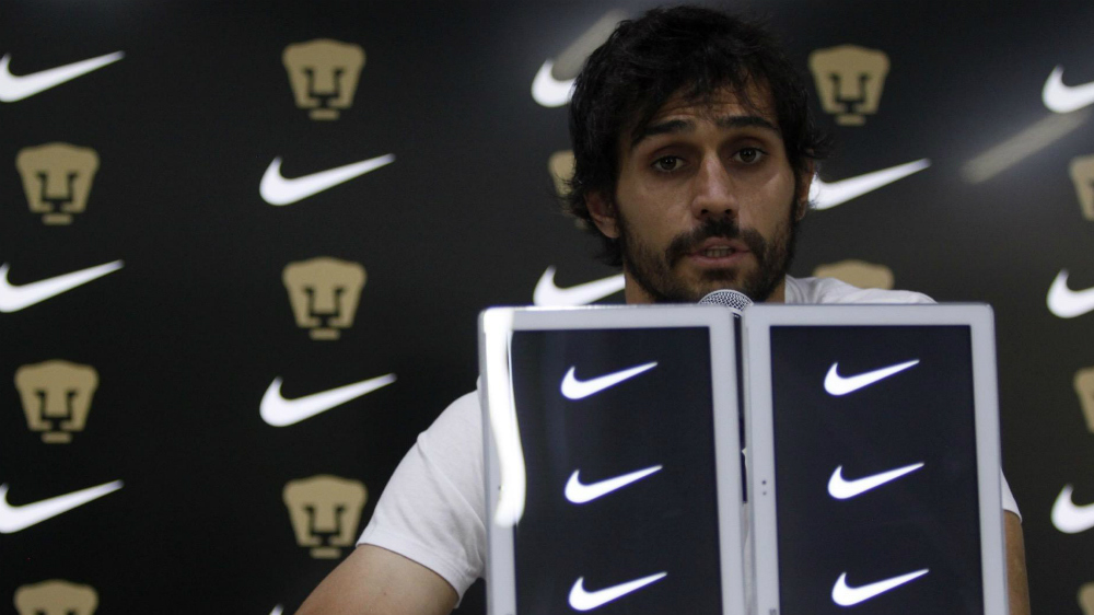 Sancionan a Alejandro Arribas por señas obscenas