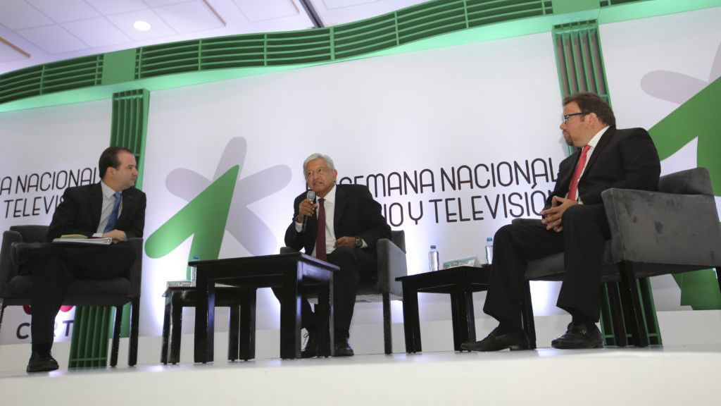 López Obrador asegura que inconformidad por NAIM no es irracional