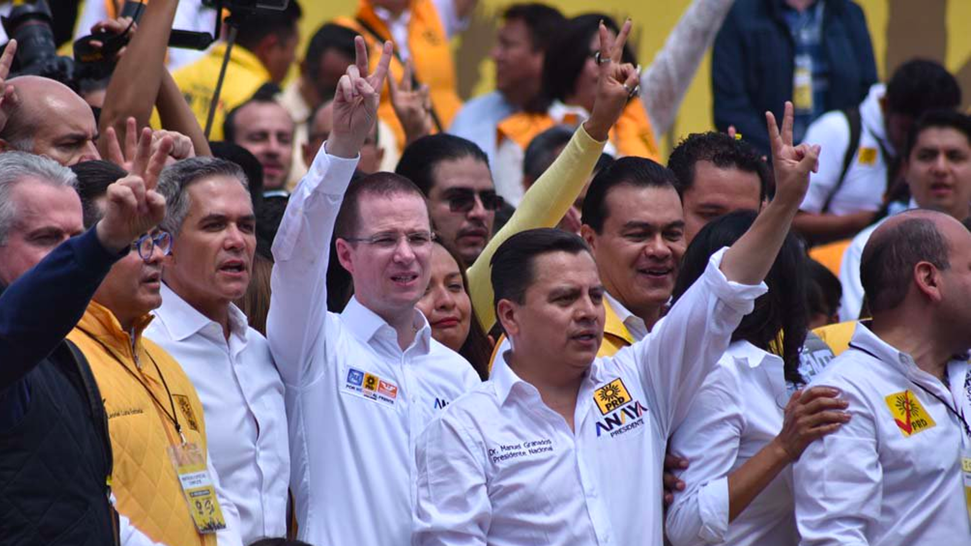 Celebran a Ricardo Anaya en aniversario 29 del PRD