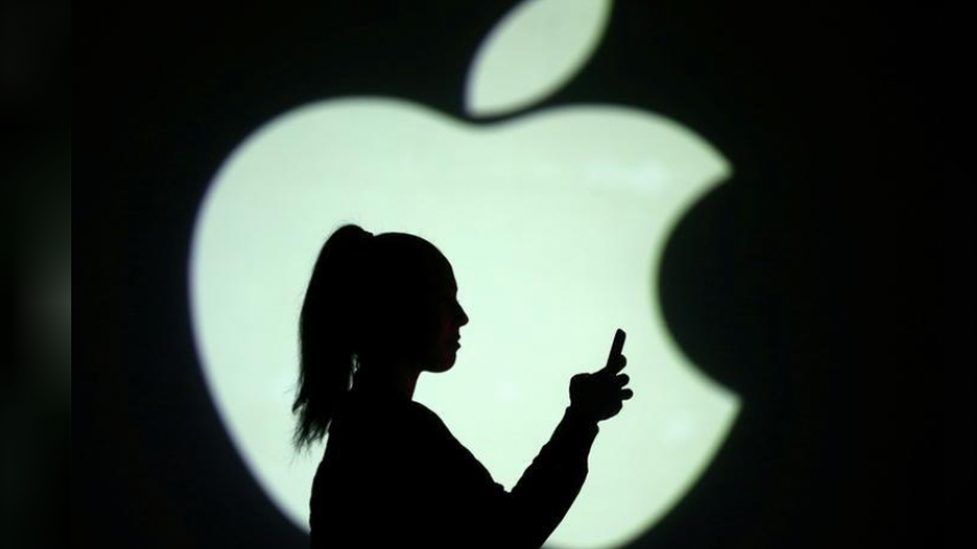 Apple alcanza cotización de un billón de dólares en bolsa de valores - apple