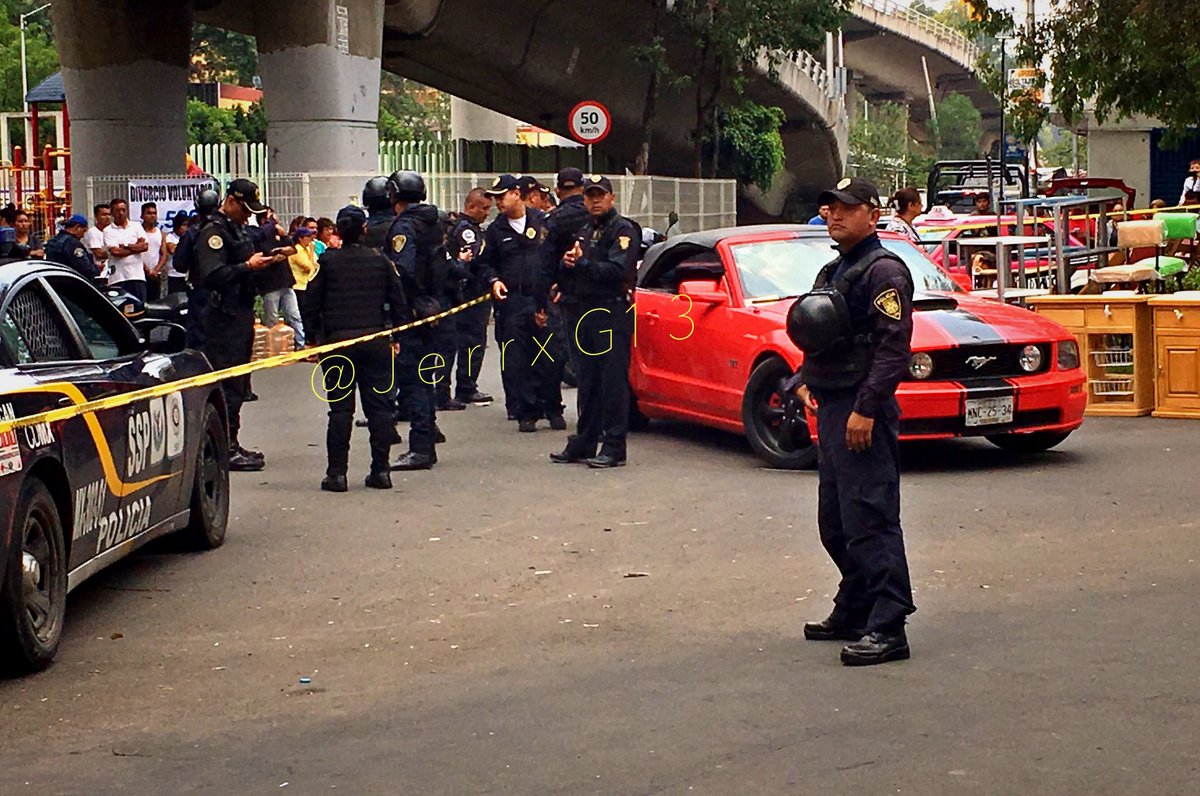 Asesinan a balazos a conductor en Coyoacán - asesinan-conductor-coyoacan-asalto-2