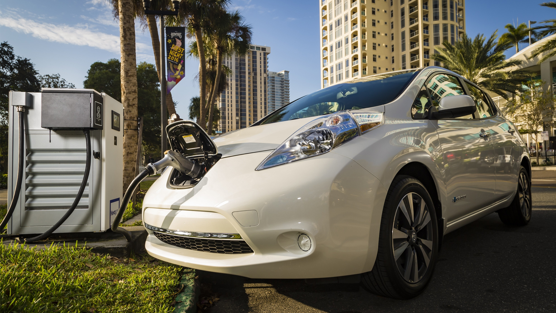 En 2040, 55 por ciento de los autos serán eléctricos: Bloomberg - auto-automovil-electrico-2