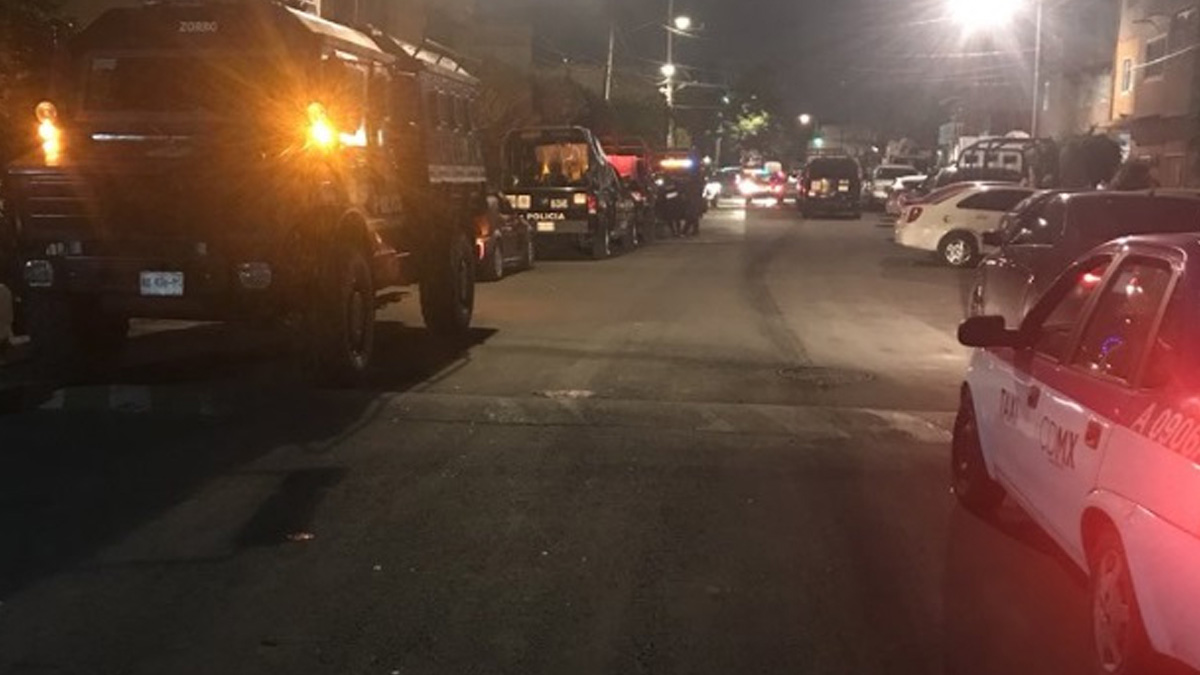 Balacera en Iztapalapa deja dos muertos