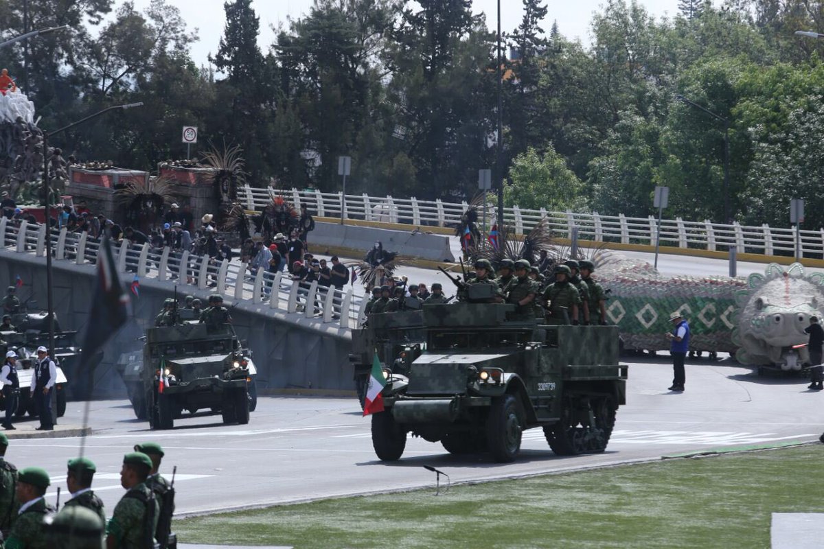 Desfilan por el 156 Aniversario de la Batalla de Puebla - batalla-de-puebla-4