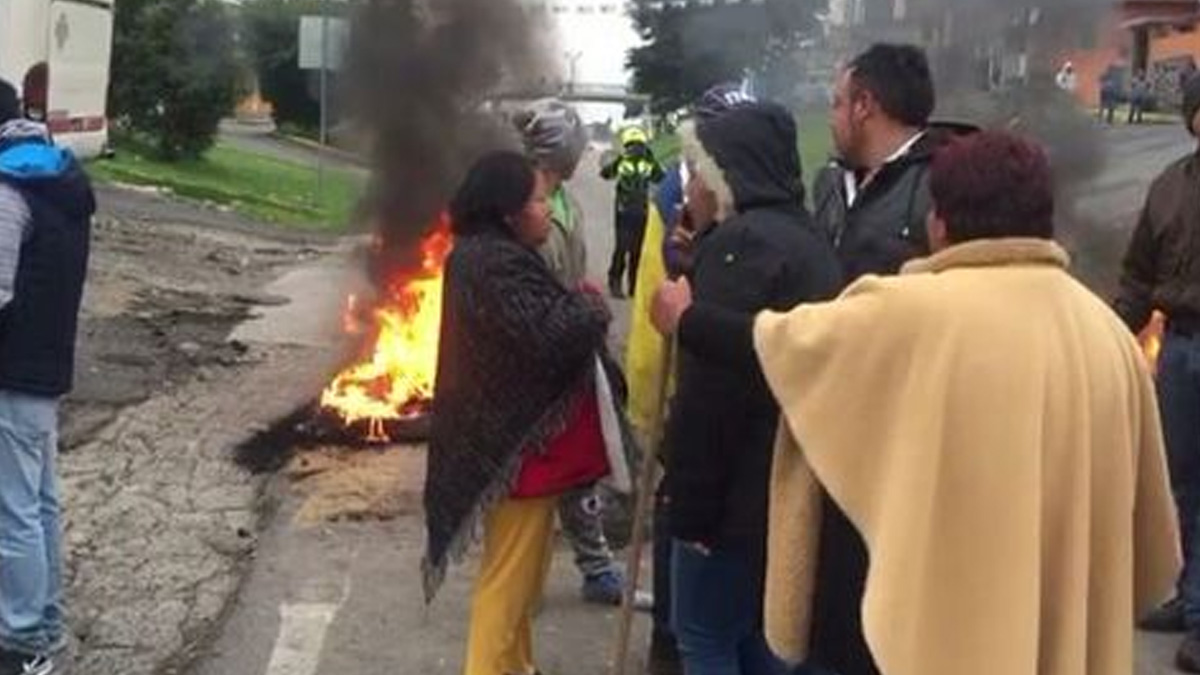 Bloquean la carretera México-Cuernavaca