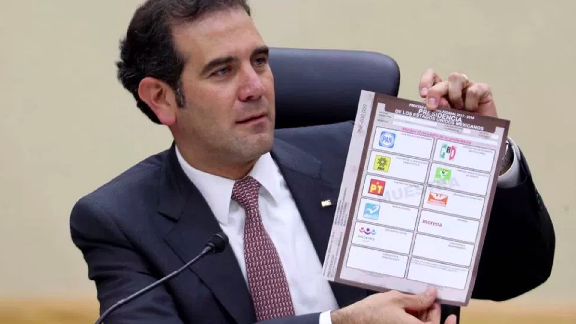 INE aprueba escribir nombre o apodo de candidato en toda la boleta